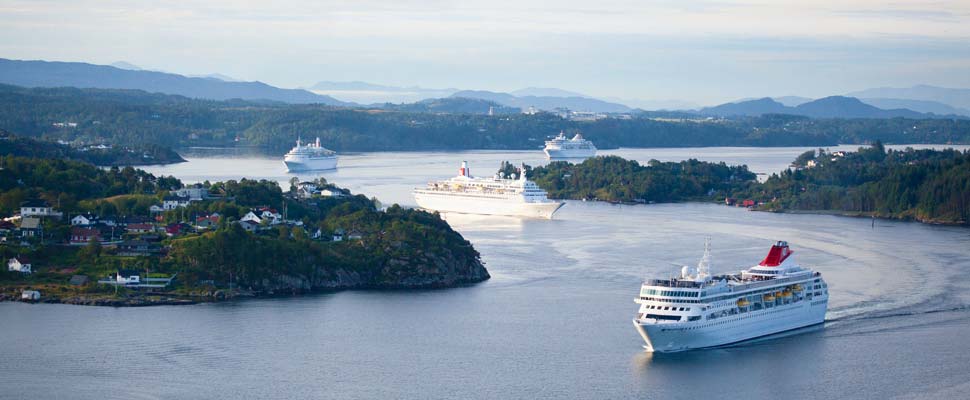 Ships arriving into Bergen